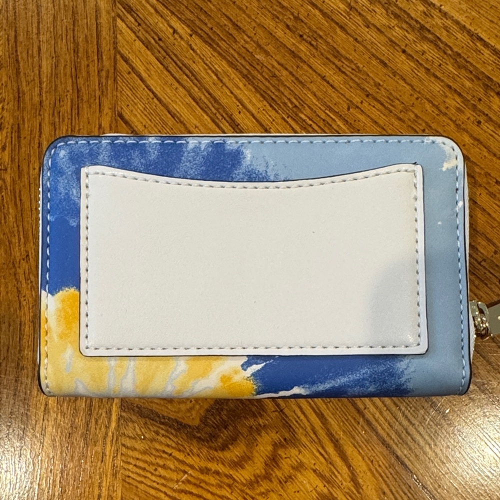 Michael Kors Blue and Cream Spiral Crossbody Bag Set - Picture 7 of 8